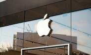 Apple struggles with AI development in China